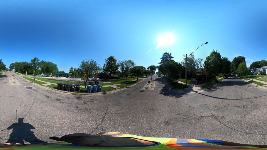Street-level low light example from South Minneapolis Minnehaha, cropped to show the local street context.