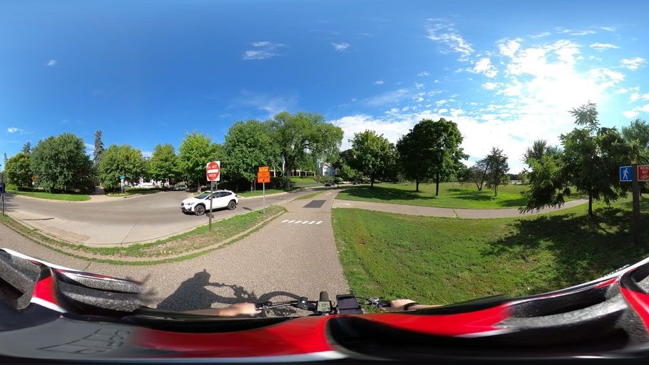 Street-level low light example from Uptown Chain Of Lakes Minneapolis, cropped to show the local street context.